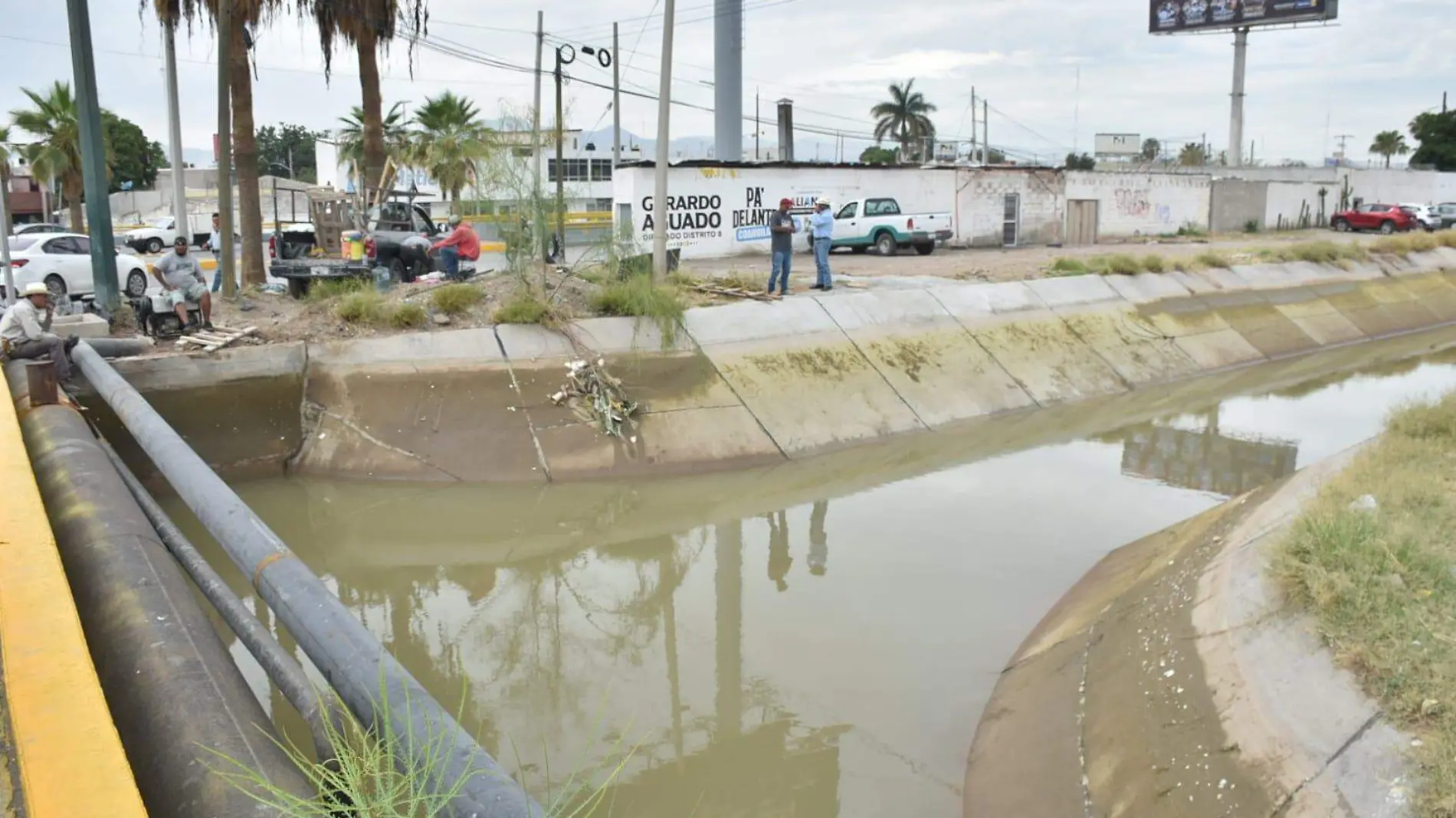 Se trabaja con la intención de poner fin a las filtraciones que en cada ciclo de riego se presentan en el Nudo Mixteco, con agua proveniente de un canal